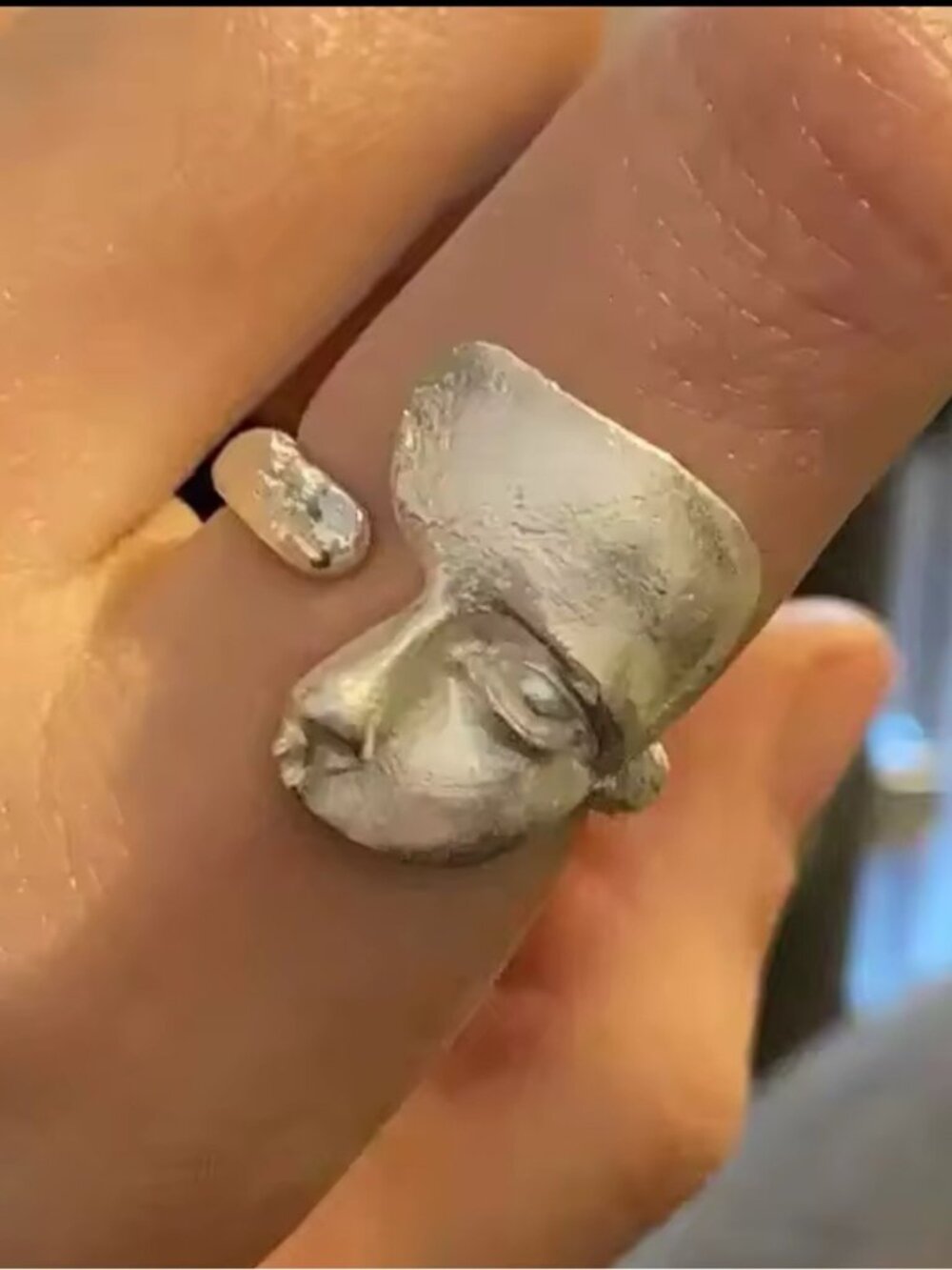 Artisan Minimalist Face Sculpture Adjustable Ring